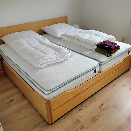 Fereinwohnung Mit 5 Schlafzimmern Apartment Schlitz