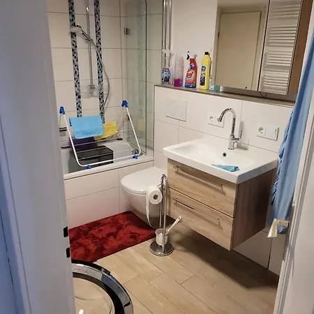 Апартаменты Fereinwohnung Mit 5 Schlafzimmern Шлиц